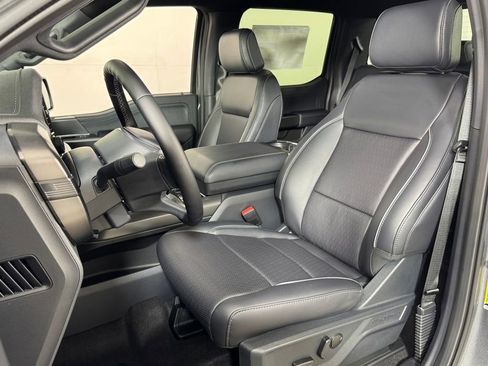 New 2025 Ford F150 Lariat w/ Equipment Group 501A Mid image 26