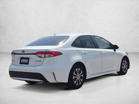 Used 2022 Toyota Corolla LE FWD image 5