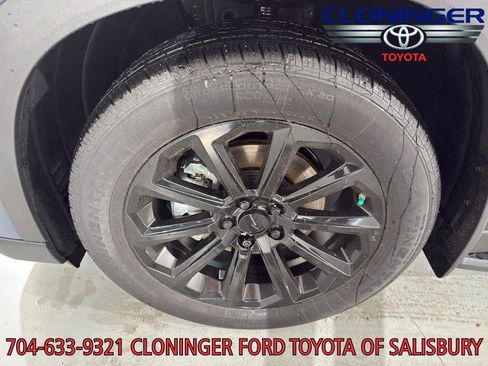 New 2026 Toyota Grand Highlander XLE image 4