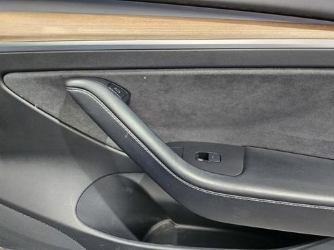 Used 2021 Tesla Model 3 Standard Range Plus RWD image 6