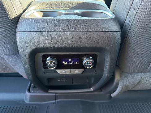 New 2026 Chevrolet Traverse LT w/ LPO, Floor Liner Package AWD/4WD image 17