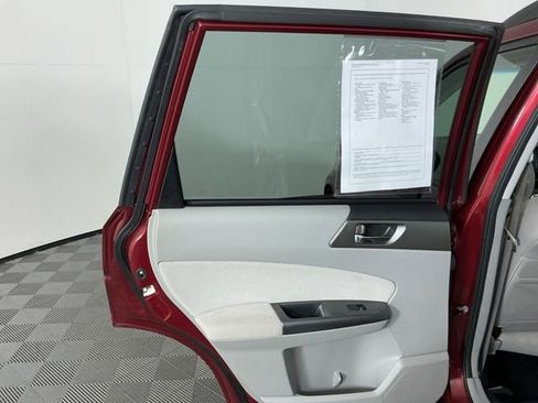 Used 2011 Subaru Forester 2.5X Limited AWD/4WD image 22