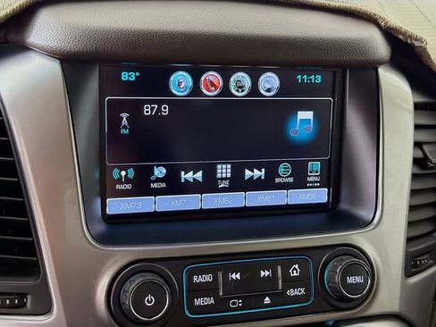 Used 2018 Chevrolet Suburban LT RWD image 14