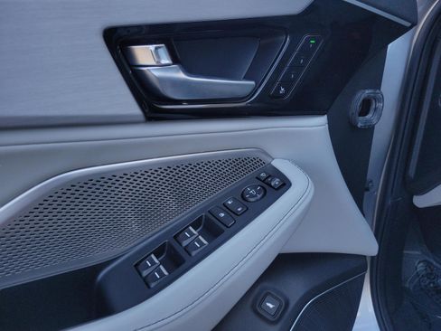 Used 2023 Acura MDX FWD w/ Technology Package image 20