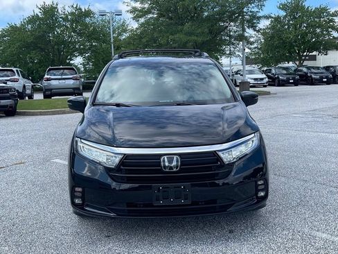 Used 2023 Honda Odyssey Touring image 2