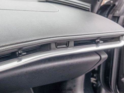 Used 2023 Chevrolet Corvette Stingray Coupe w/ Chrome Exterior Badge Package image 34