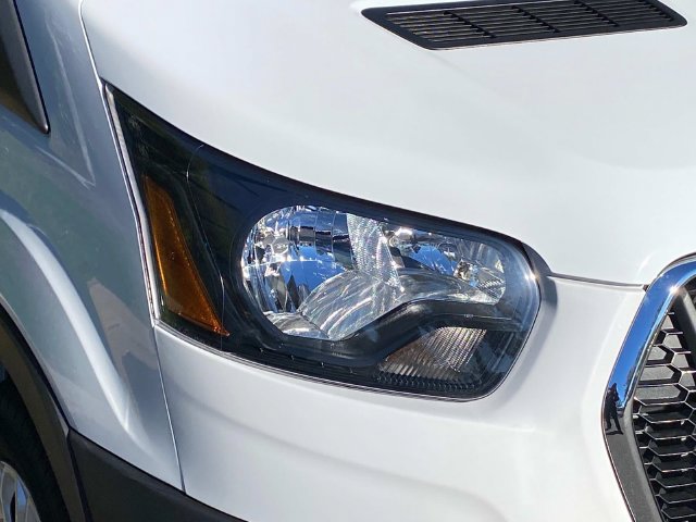 Used 2025 Ford Transit 250 Low Roof w/ Exterior Upgrade Package RWD image 4