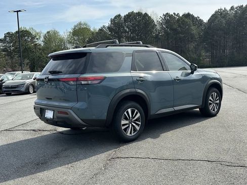New 2026 Nissan Pathfinder SL AWD/4WD image 8