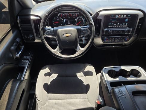 Used 2018 Chevrolet Silverado 1500 LT w/ All Star Edition RWD image 9