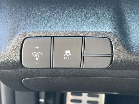 Certified 2025 Hyundai Elantra Sport FWD image 20