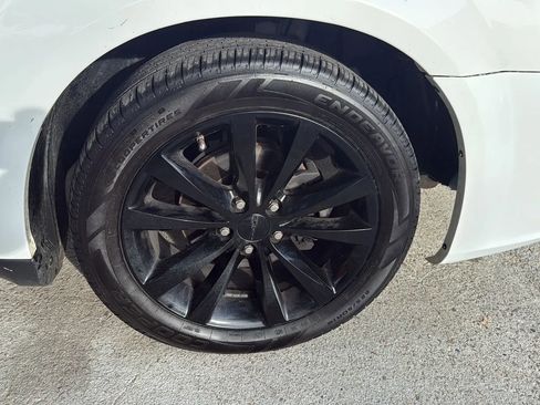 Used 2014 Dodge Avenger SE w/ Blacktop Package FWD image 45