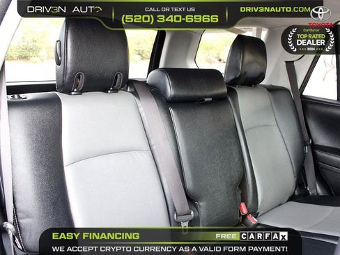 Used 2017 Toyota 4Runner SR5 Premium image 17