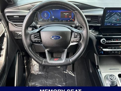 Used 2022 Ford Explorer ST w/ Equipment Group 401A RWD image 18