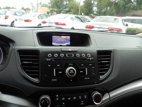 Used 2015 Honda CR-V LX image 7