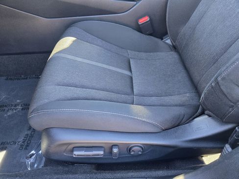 Used 2023 Honda Accord Sport image 17