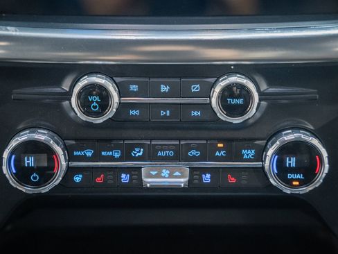 Certified 2021 Ford F150 Lariat w/ Equipment Group 502A High image 29