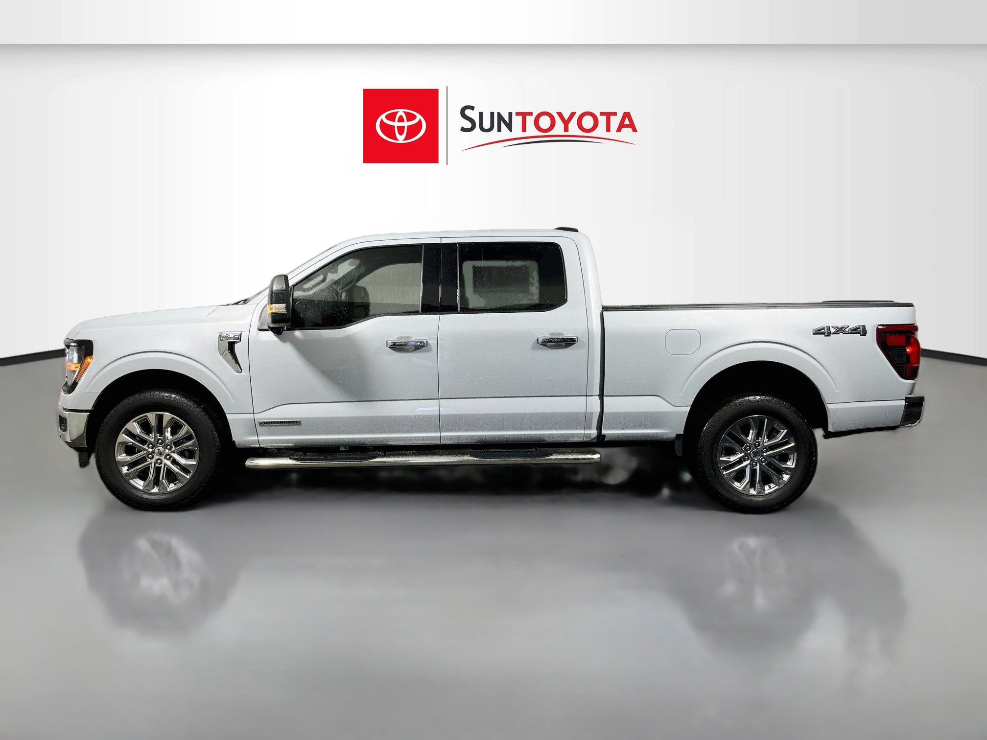 Used 2025 Ford F150 XLT w/ Equipment Group 302A MID AWD/4WD image 7