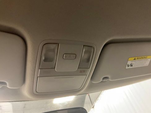 Used 2020 Kia Soul LX FWD image 23