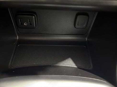 Used 2022 Chevrolet Colorado LT w/ LT Convenience Package image 38