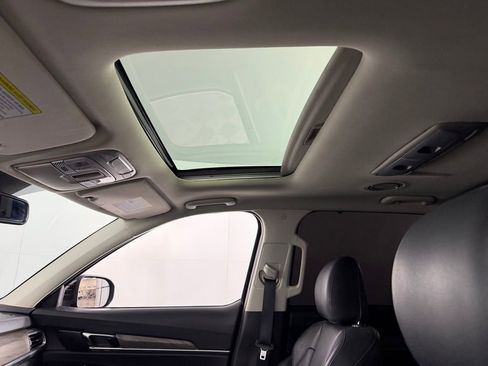 Used 2021 Kia Telluride EX w/ EX Premium Package image 23