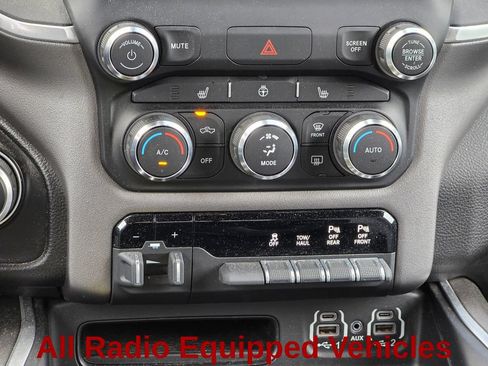 Used 2022 RAM 1500 Big Horn AWD/4WD image 21