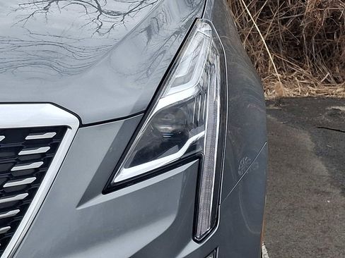 Used 2023 Cadillac XT5 Luxury image 4