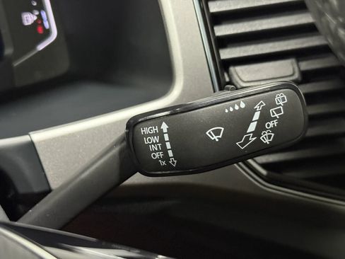 Used 2019 Volkswagen Atlas SEL AWD/4WD image 29
