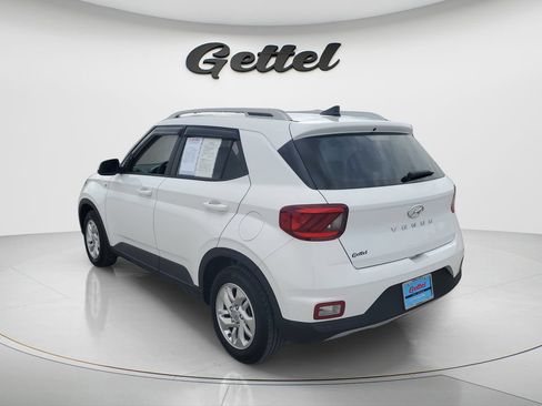 Used 2020 Hyundai Venue SEL FWD image 7