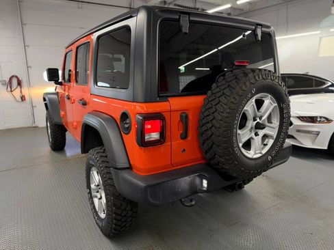 Used 2018 Jeep Wrangler Unlimited Sport S AWD/4WD image 10