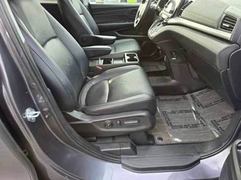 Used 2024 Honda Odyssey EX-L image 12
