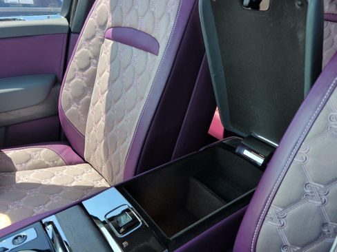 Used 2025 Rolls-Royce Cullinan AWD/4WD image 29