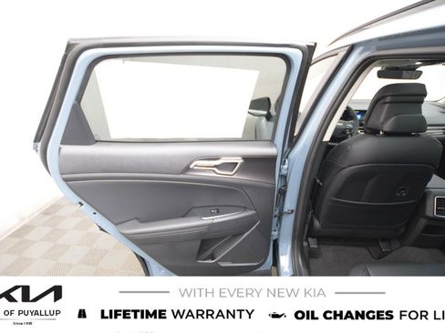 New 2026 Kia Sportage EX image 11