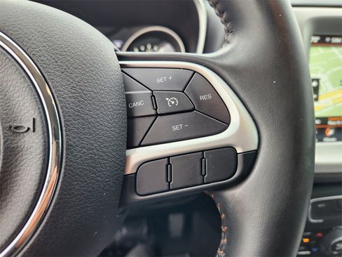 Used 2020 Jeep Compass Latitude w/ Popular Equipment Group image 28