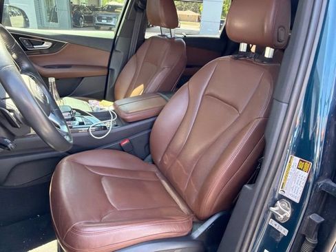 Used 2018 Audi Q7 3.0T Premium Plus w/ Premium Plus Package AWD/4WD image 8