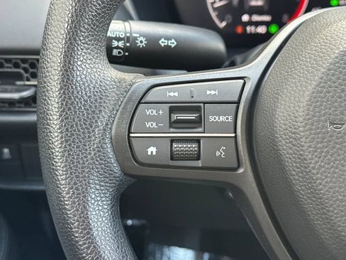 Certified 2024 Honda HR-V LX image 28