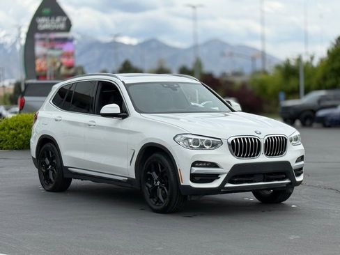 Used 2021 BMW X3 xDrive30i w/ Premium Package AWD/4WD image 3