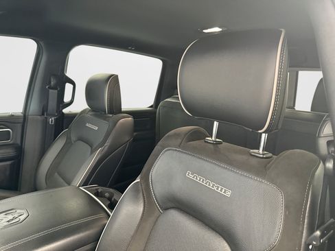 Used 2023 RAM 1500 Laramie AWD/4WD image 9