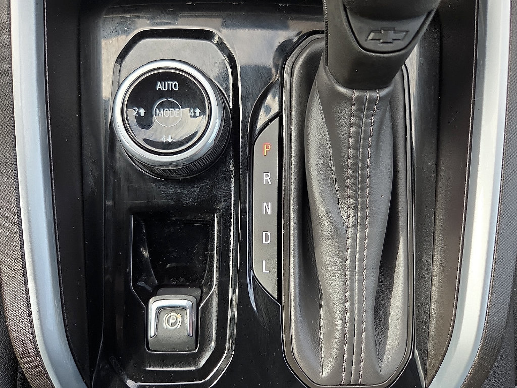 Used 2025 Chevrolet Colorado Trail Boss AWD/4WD image 22