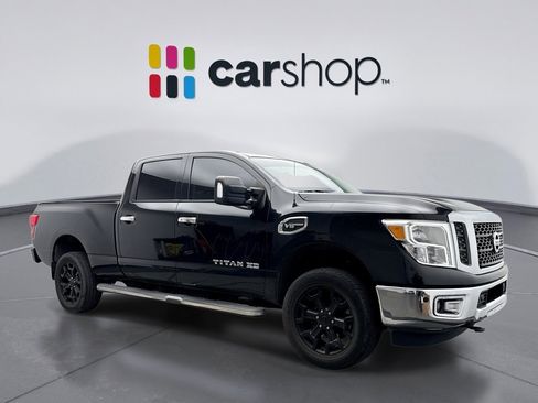 Used 2017 Nissan Titan SV RWD image 7