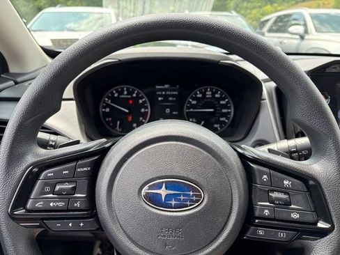 Used 2025 Subaru Crosstrek 2.5i Premium AWD/4WD image 17