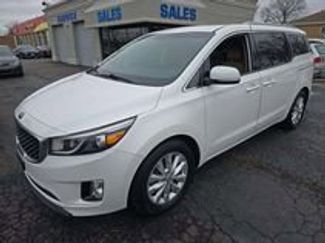 Used 2016 Kia Sedona EX FWD video 1