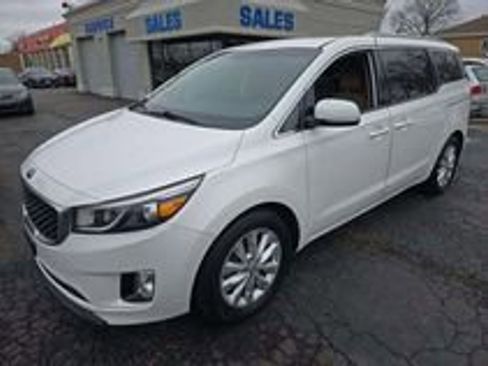 Used 2016 Kia Sedona EX FWD image 1