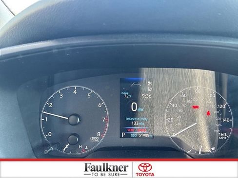Used 2024 Toyota Corolla SE FWD image 23