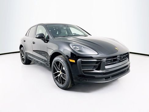 New 2026 Porsche Macan image 7