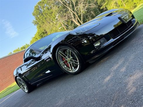 Used 2008 Chevrolet Corvette Z06 w/ Preferred Equipment Group RWD image 27