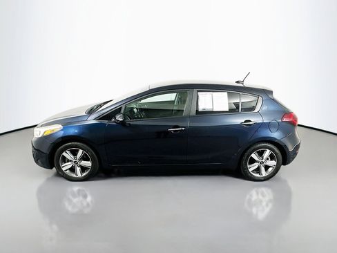 Used 2018 Kia Forte LX w/ LX Popular Plus Package FWD image 4