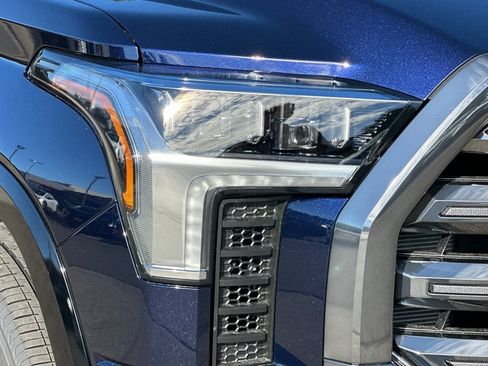 New 2025 Toyota Tundra Platinum AWD/4WD image 16