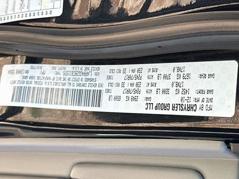 Used 2011 Jeep Grand Cherokee Laredo AWD/4WD image 12