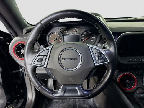 Certified 2021 Chevrolet Camaro LT w/ Technology Package image 11