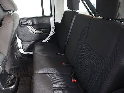 Used 2017 Jeep Wrangler Unlimited Sport image 23